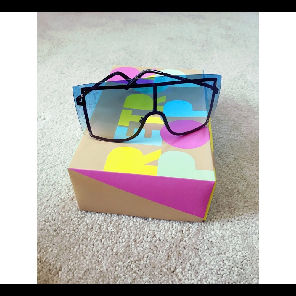 Oversized Sunglasses!